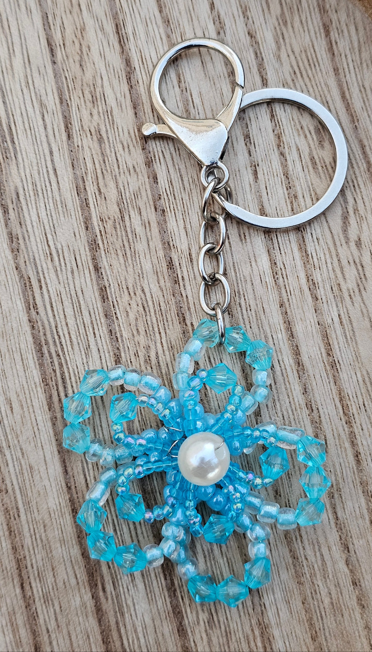 Daisy Beaded Keychain